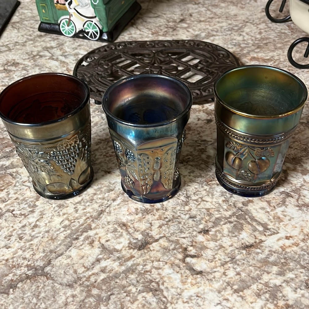 Three Indian harvest grape carnival glass